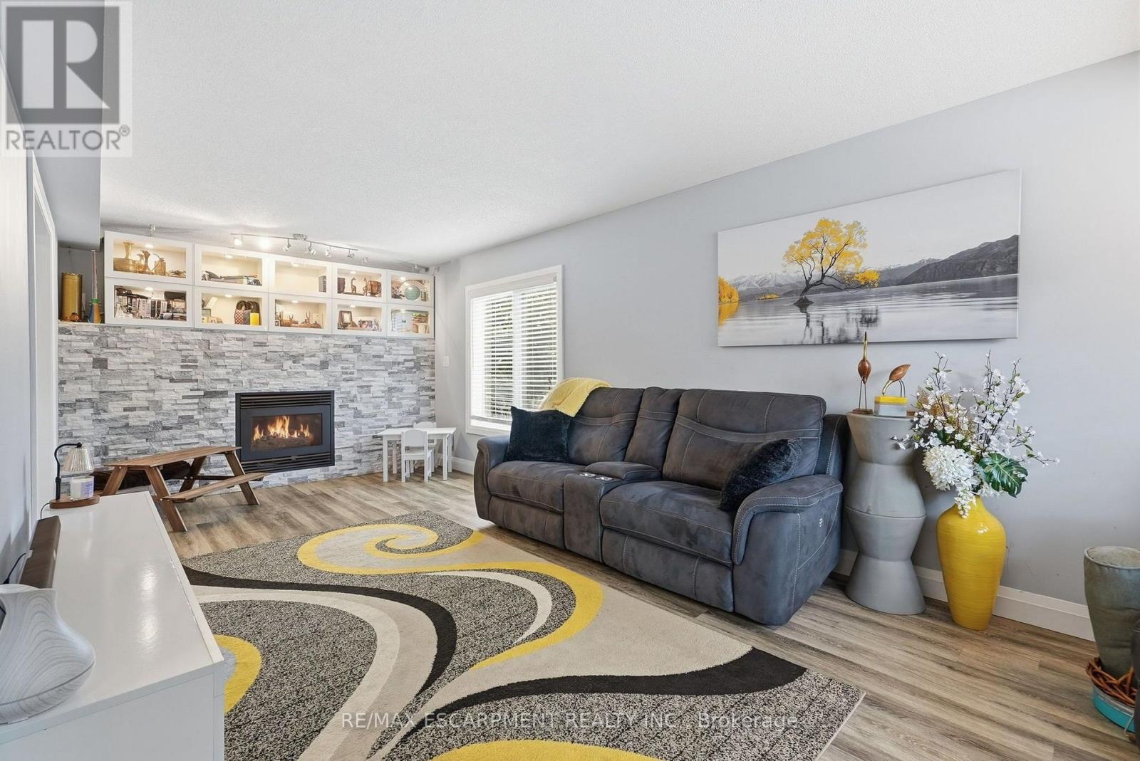 231 PARKSIDE Drive, Hamilton, ON photo 5