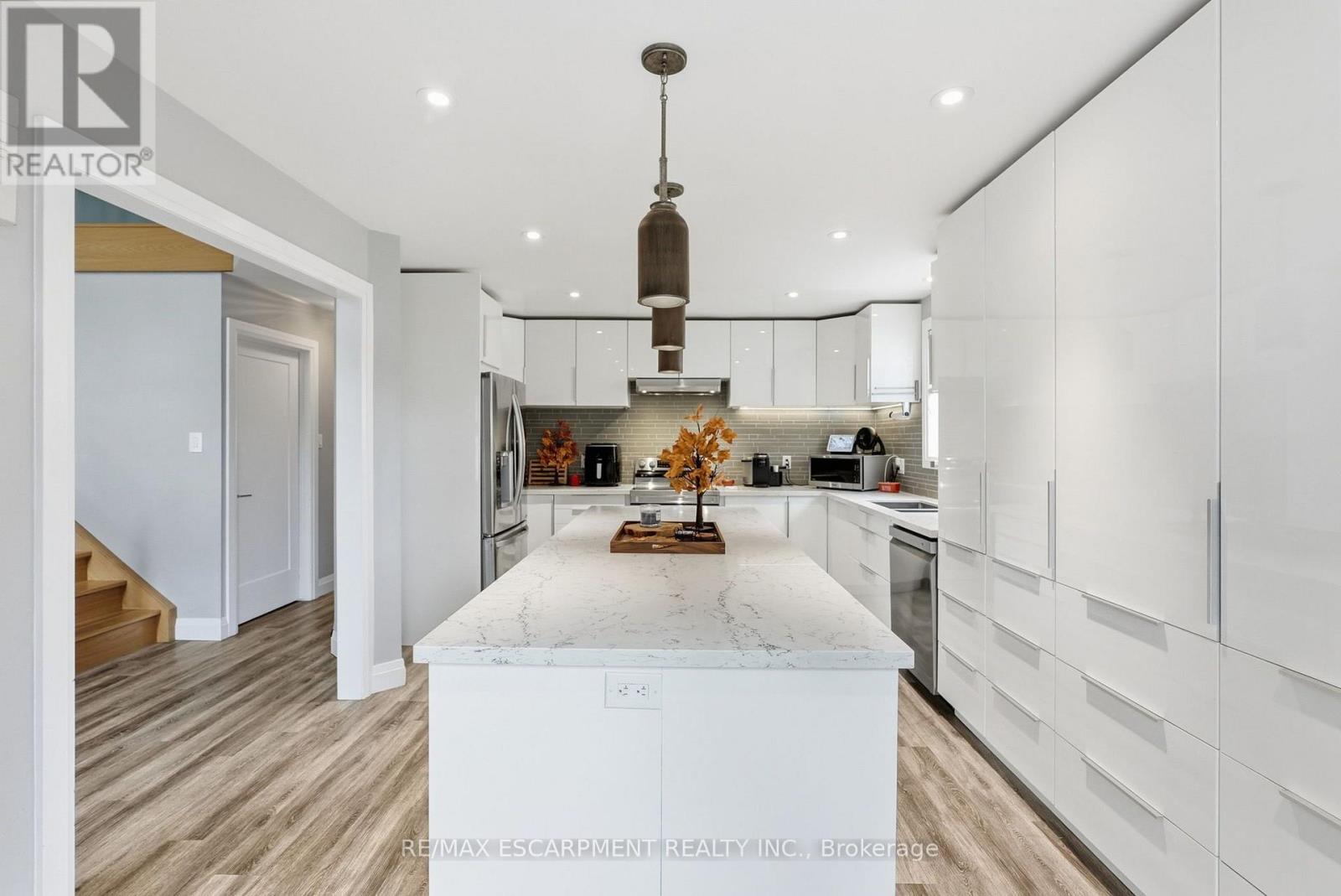 231 PARKSIDE Drive, Hamilton, ON photo 9