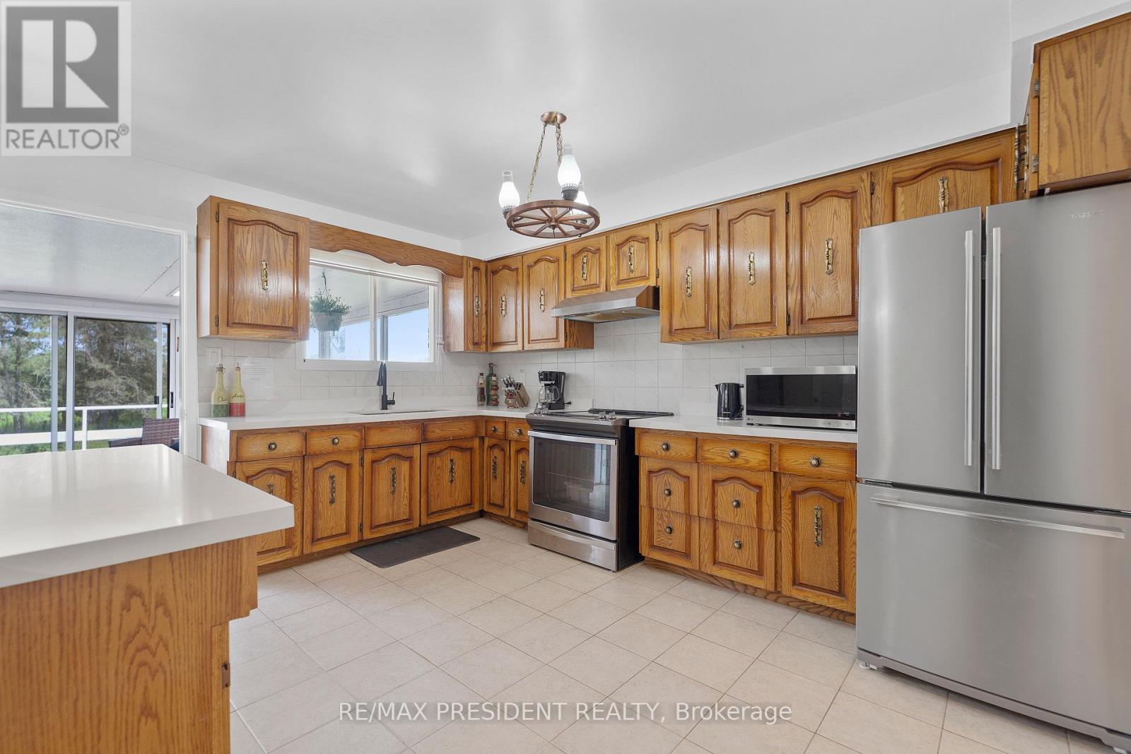 10 GRANDVIEW ROAD, Amaranth — photo 5