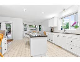 4484 210a Street, Langley, BC V3A8M2 Photo 8