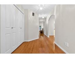 4484 210a Street, Langley, BC V3A8M2 Photo 6