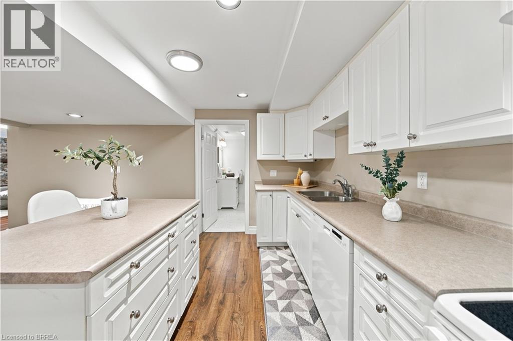 6 Hickory Hollow — photo 40