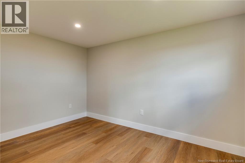 38 Copain Street - 12