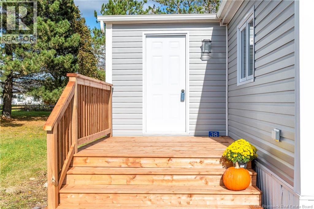 38 Copain Street - 2