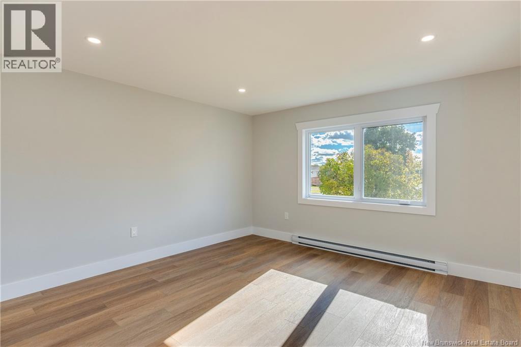 38 Copain Street - 25