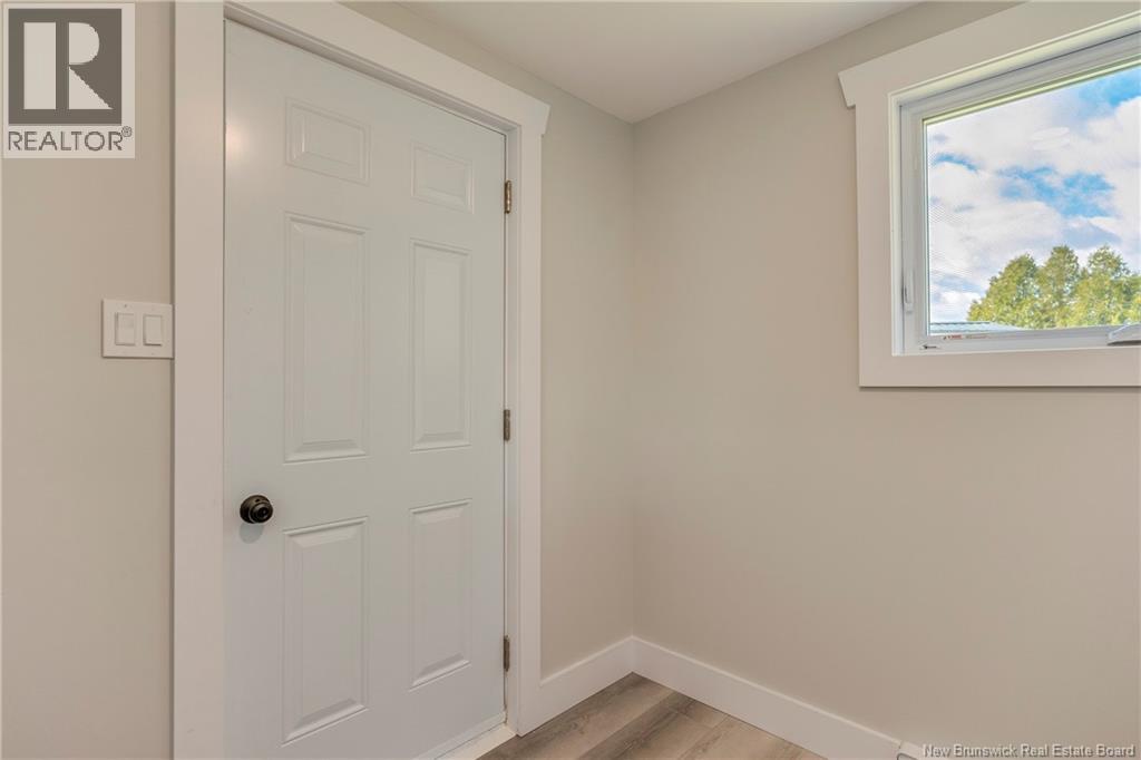 38 Copain Street - 32
