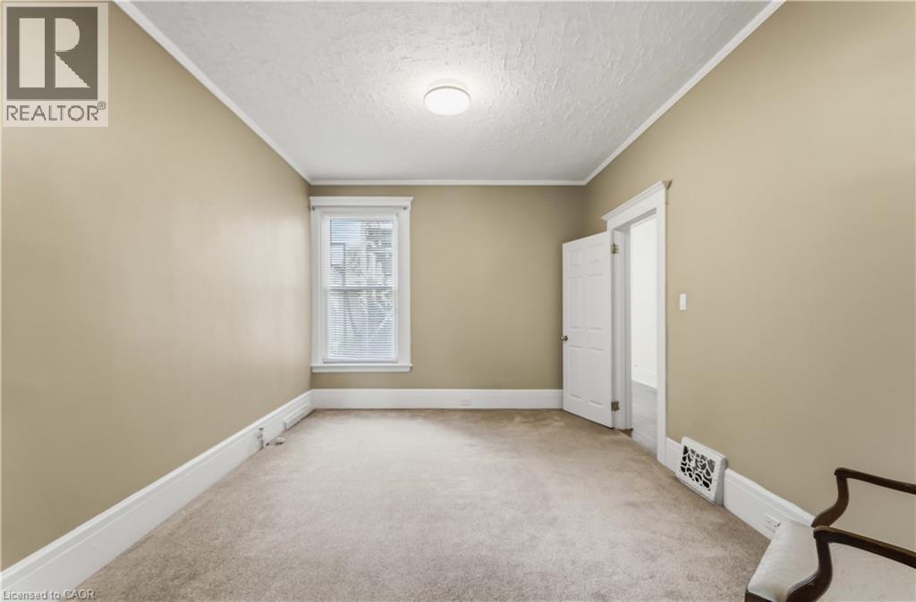 92 Burris Street — photo 12