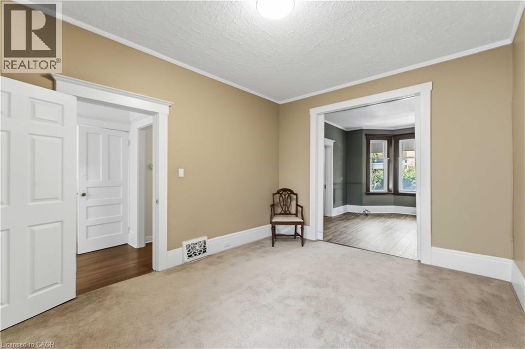 92 Burris Street — photo 10