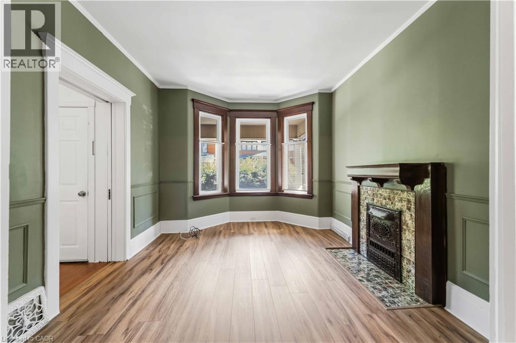 92 Burris Street — photo 8