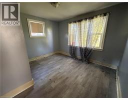 36 Wallace Terrace, Sault Ste  Marie, ON P6C1K1 Photo 6