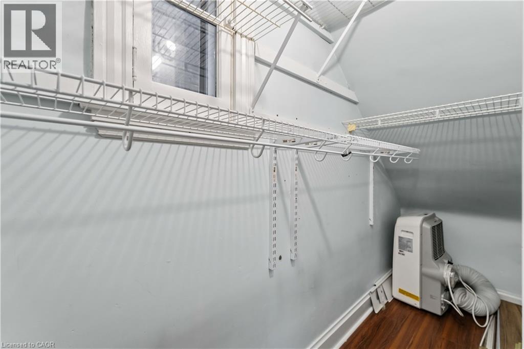 92 Burris Street — photo 22