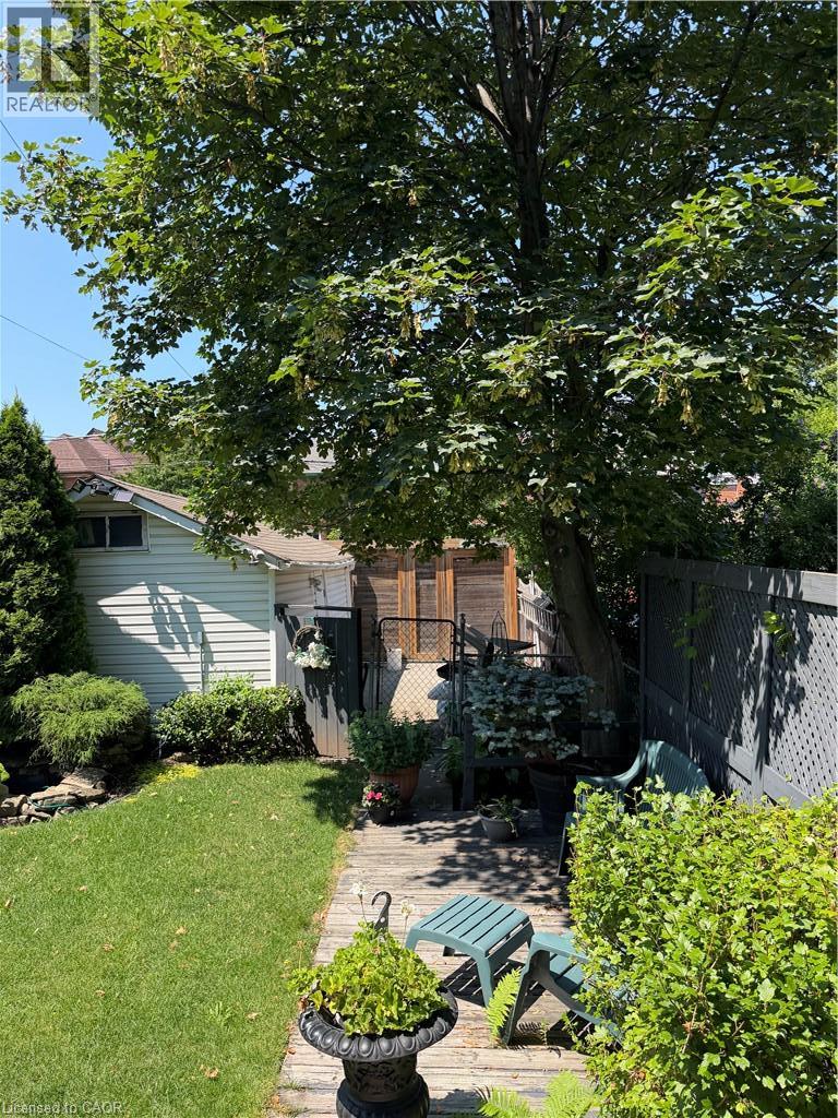 92 Burris Street — photo 26