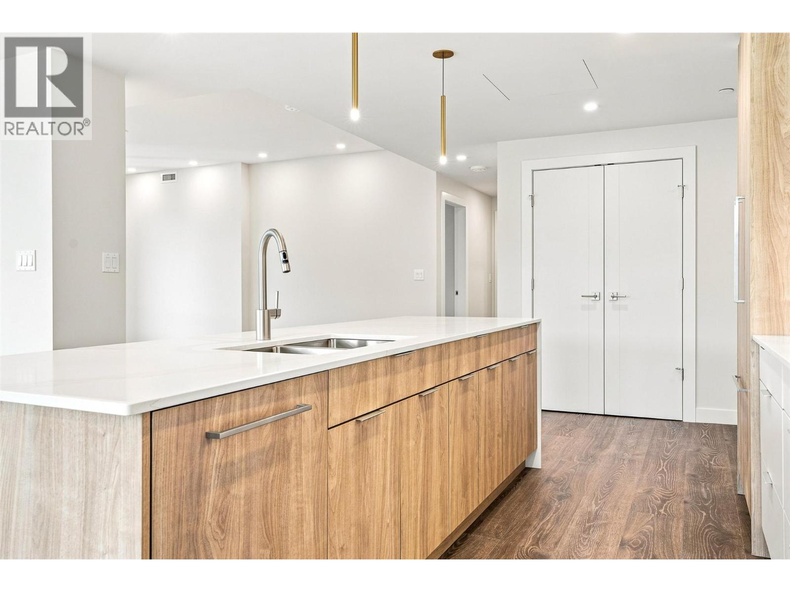 #1905 460 NICOLA Street - 15