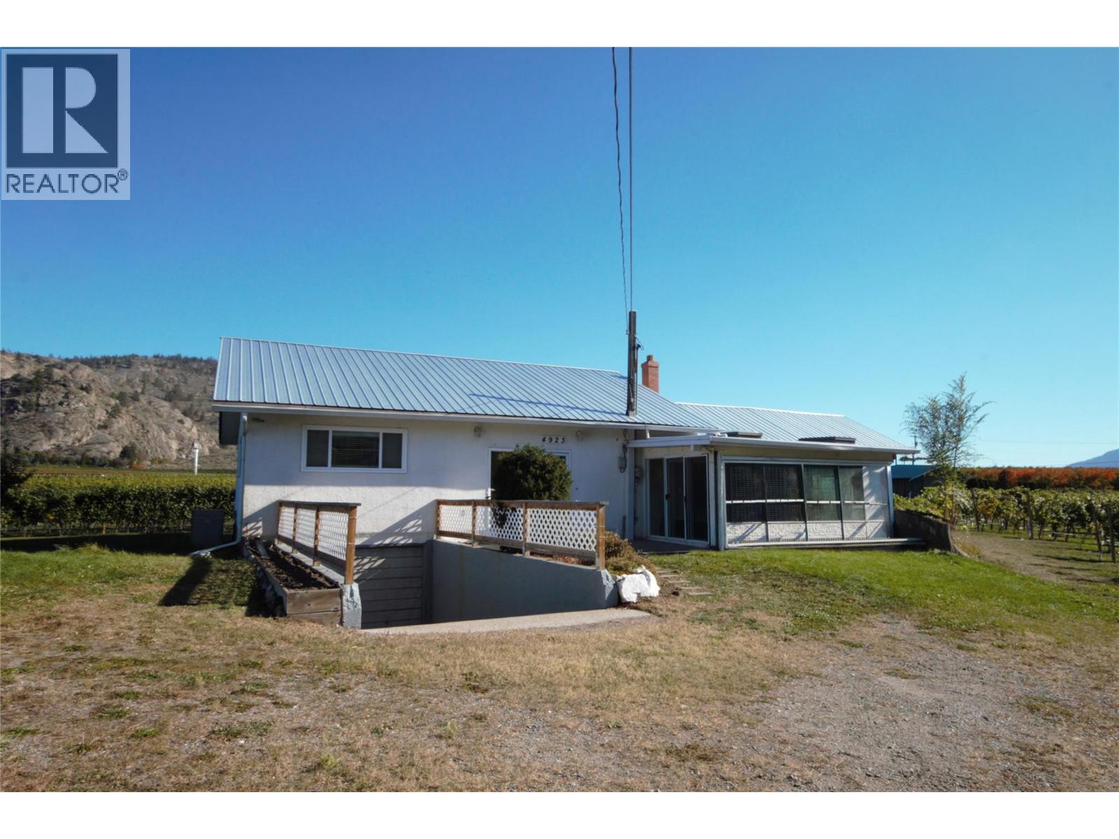 4923 RYEGRASS Road, Oliver