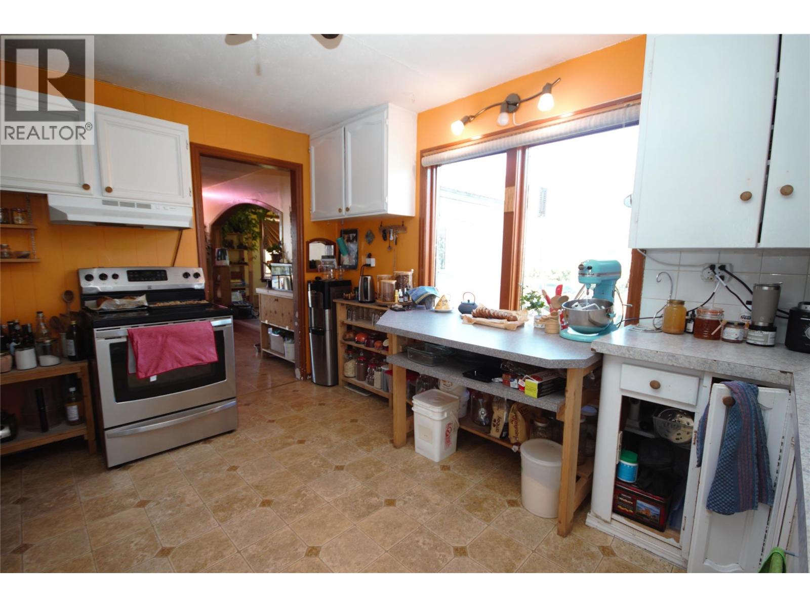 4923 RYEGRASS Road, Oliver