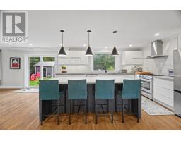 44 Halley Drive thumbnail 12