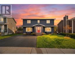 44 Halley Drive thumbnail 2