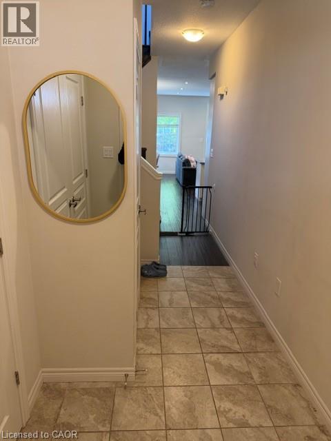 16 Beatrice Lane — photo 4