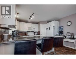 Bedroom - 14 Kingston Drive, Red Deer, AB T4P3P9 Photo 8