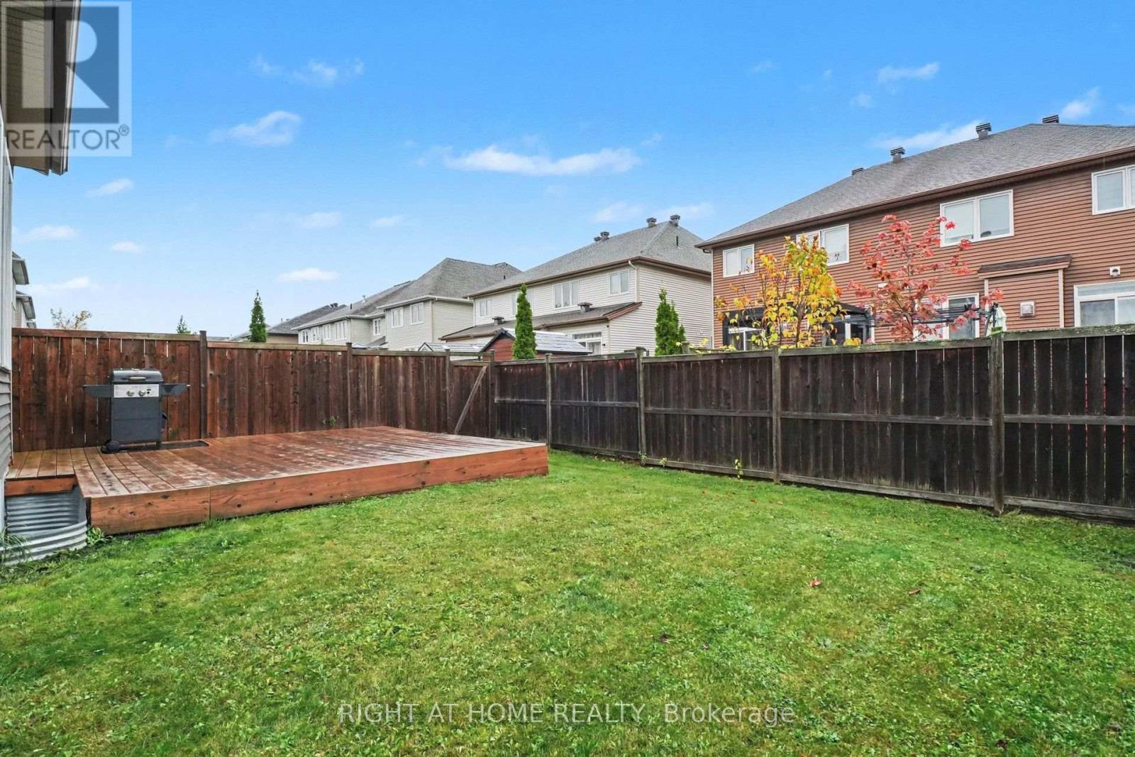 998 Bunchberry Way — photo 29