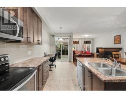 Kitchen - 998 Bunchberry Way, Ottawa, ON K1T0L6 Photo 6