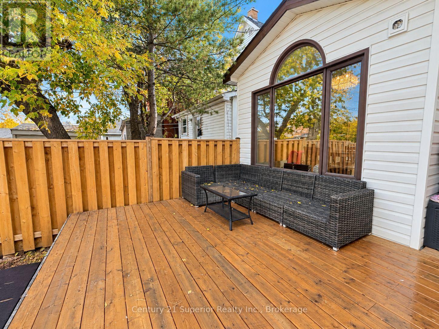 128 BETHUNE STREET - 42