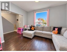 Bedroom 2 - 128 Bethune Street, Thunder Bay, ON P7C2G3 Photo 6