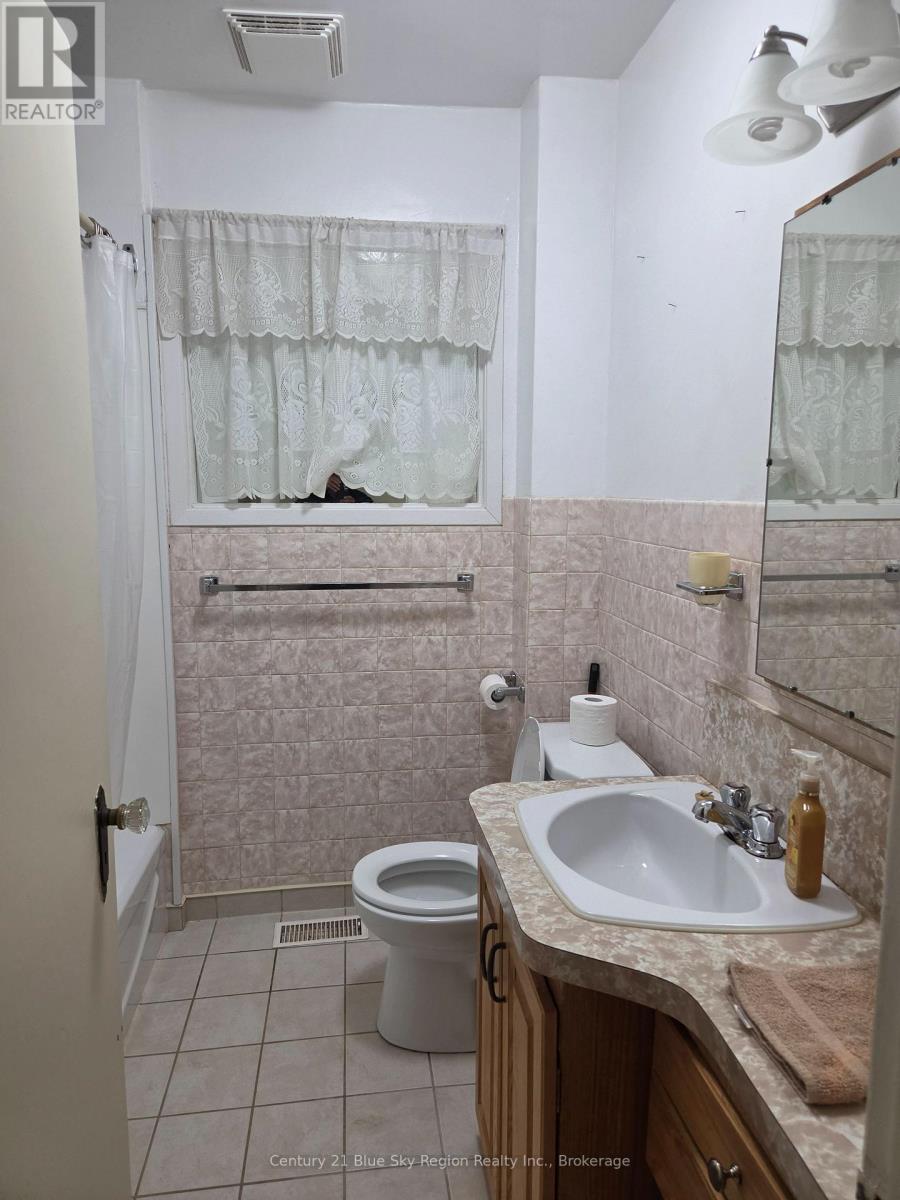 1110 COPELAND STREET - 11