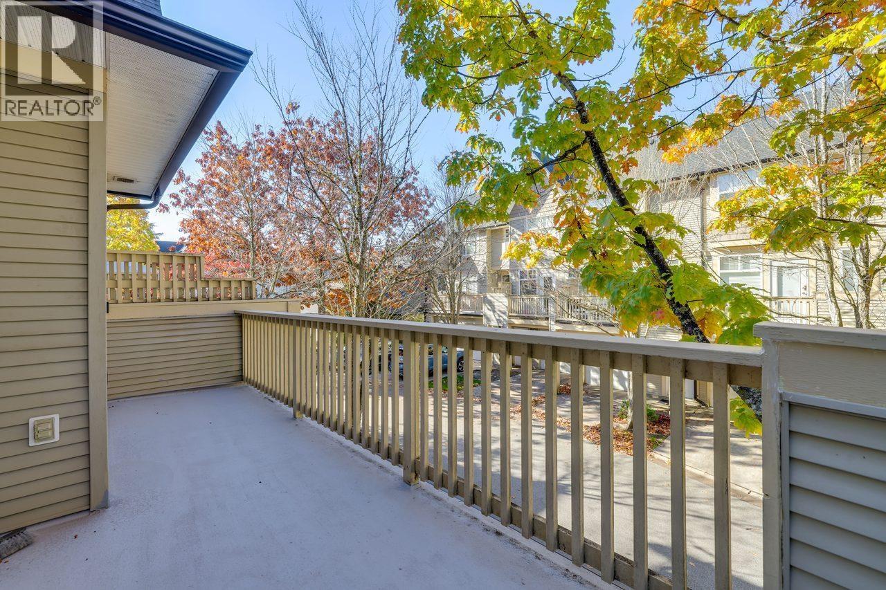 19 3711 ROBSON COURT — photo 4