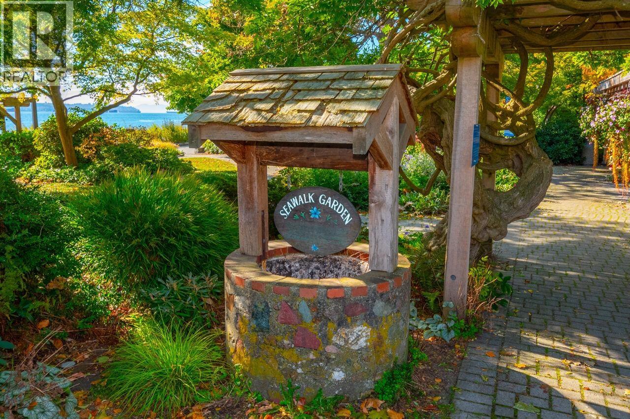 Photo of 1896 BELLEVUE AVENUE 33