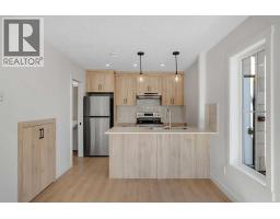 Bedroom - 110, 156 Park Street, Cochrane, AB T4C3H3 Photo 8