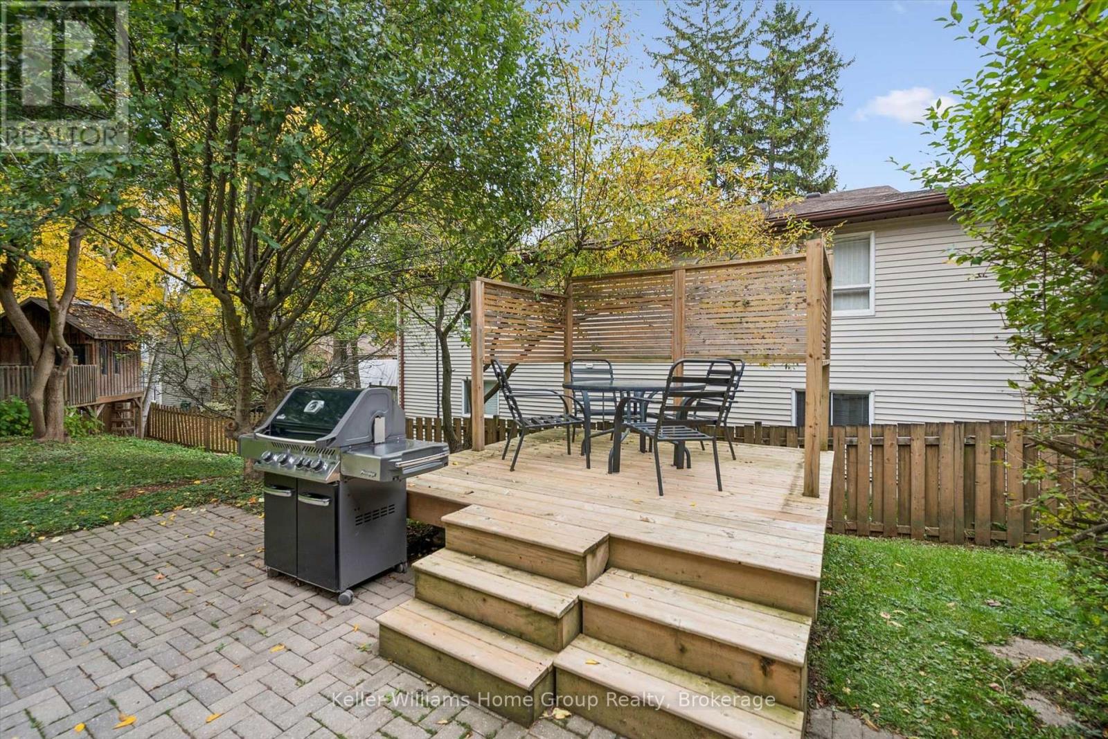 298 Cameron Street North — photo 36
