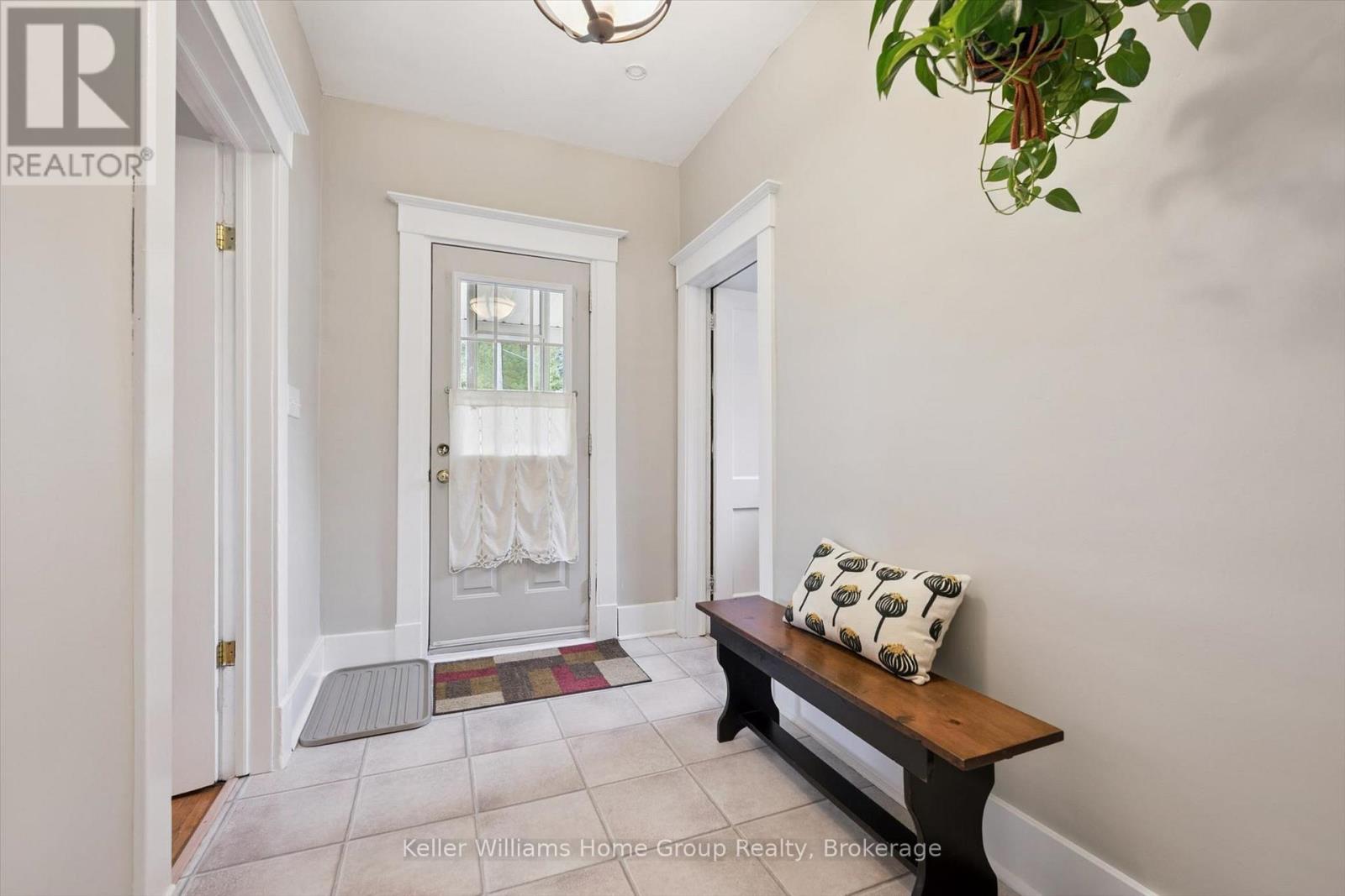 298 CAMERON STREET N - 7