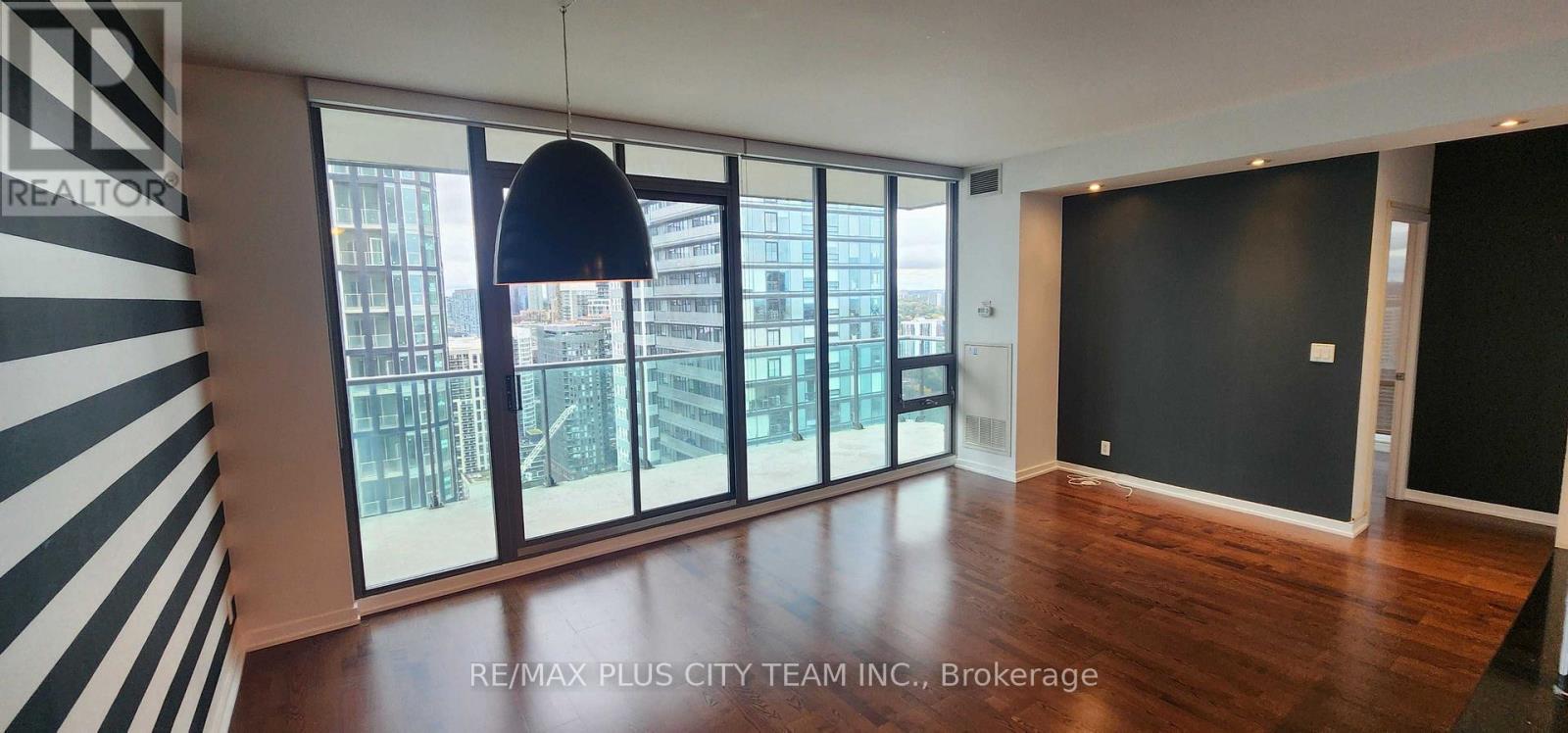 3604 - 33 LOMBARD STREET, Toronto (Church-Yonge Corridor) — photo 2