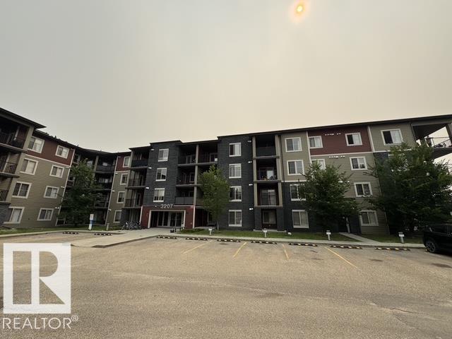 303 James Mowatt Tr SW photo 2 — MLS® E4513110