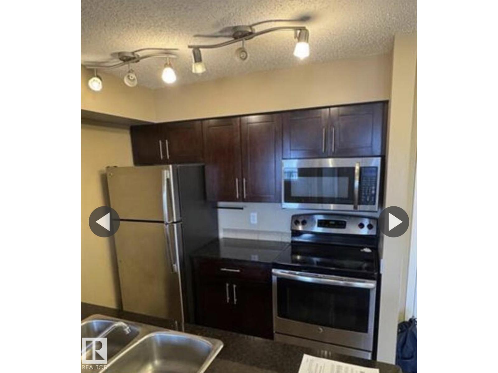 303 James Mowatt Tr SW photo 3 — MLS® E4513110