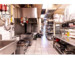 8053 Yonge Street, Markham, ON L3T2C5 Photo 7