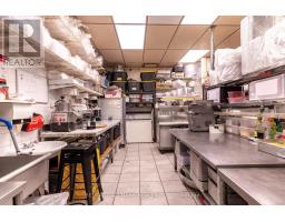 8053 Yonge Street, Markham, ON L3T2C5 Photo 8