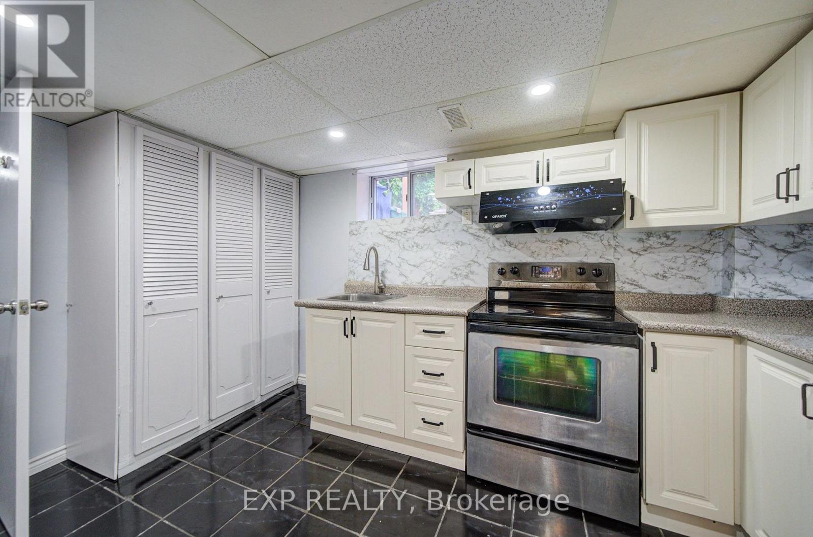 167 Taylor Mills Drive North, Richmond Hill, ON photo 38