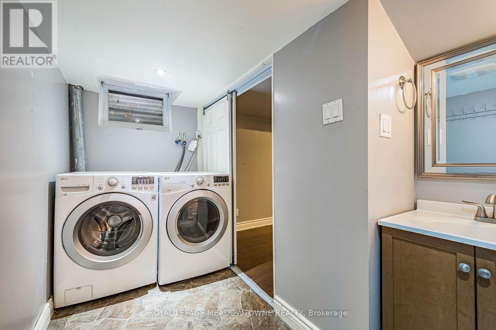 2600 CONSTABLE ROAD - 40