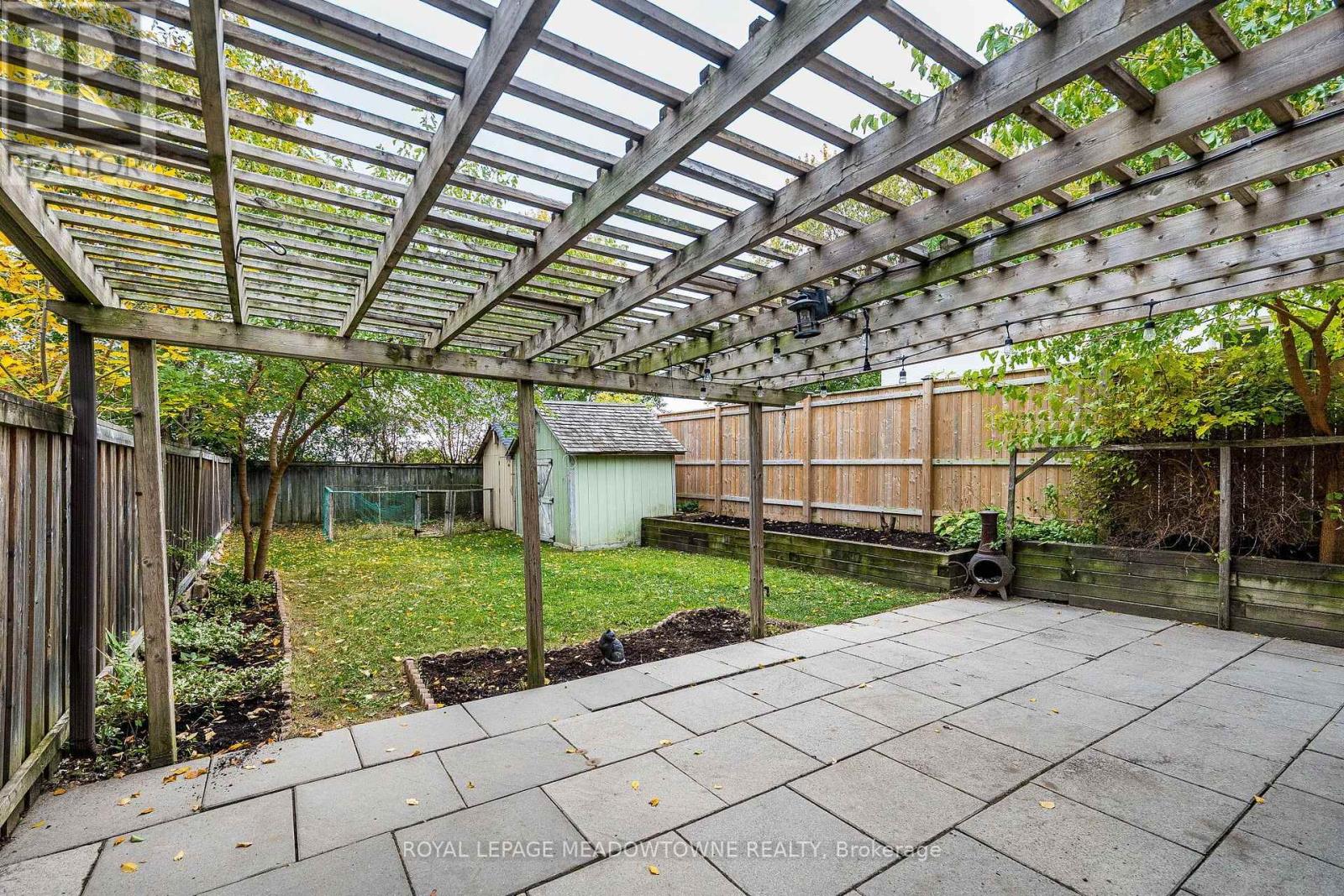 2600 CONSTABLE ROAD - 42