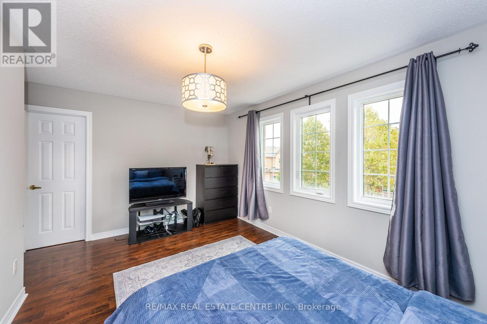 456 Laundon Terrace, Milton, ON photo 32