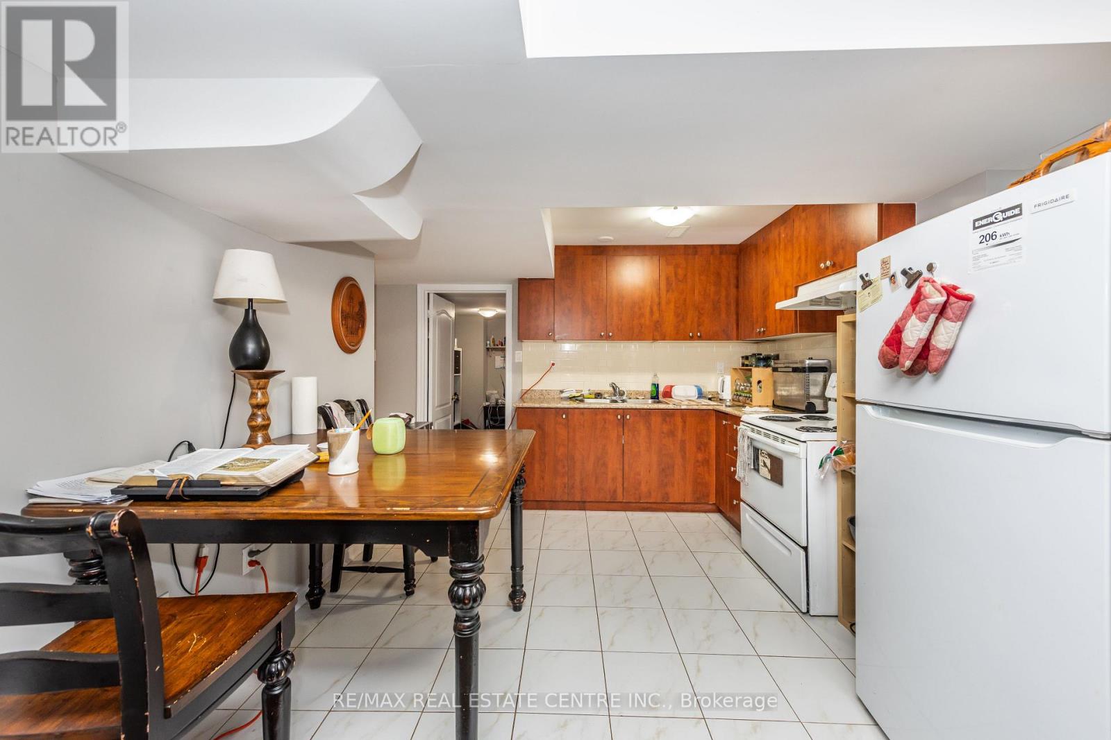 456 Laundon Terrace, Milton, ON photo 45