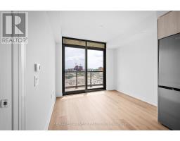 1016 - 86 Dundas Street E, Mississauga, ON L5A1W4 Photo 6