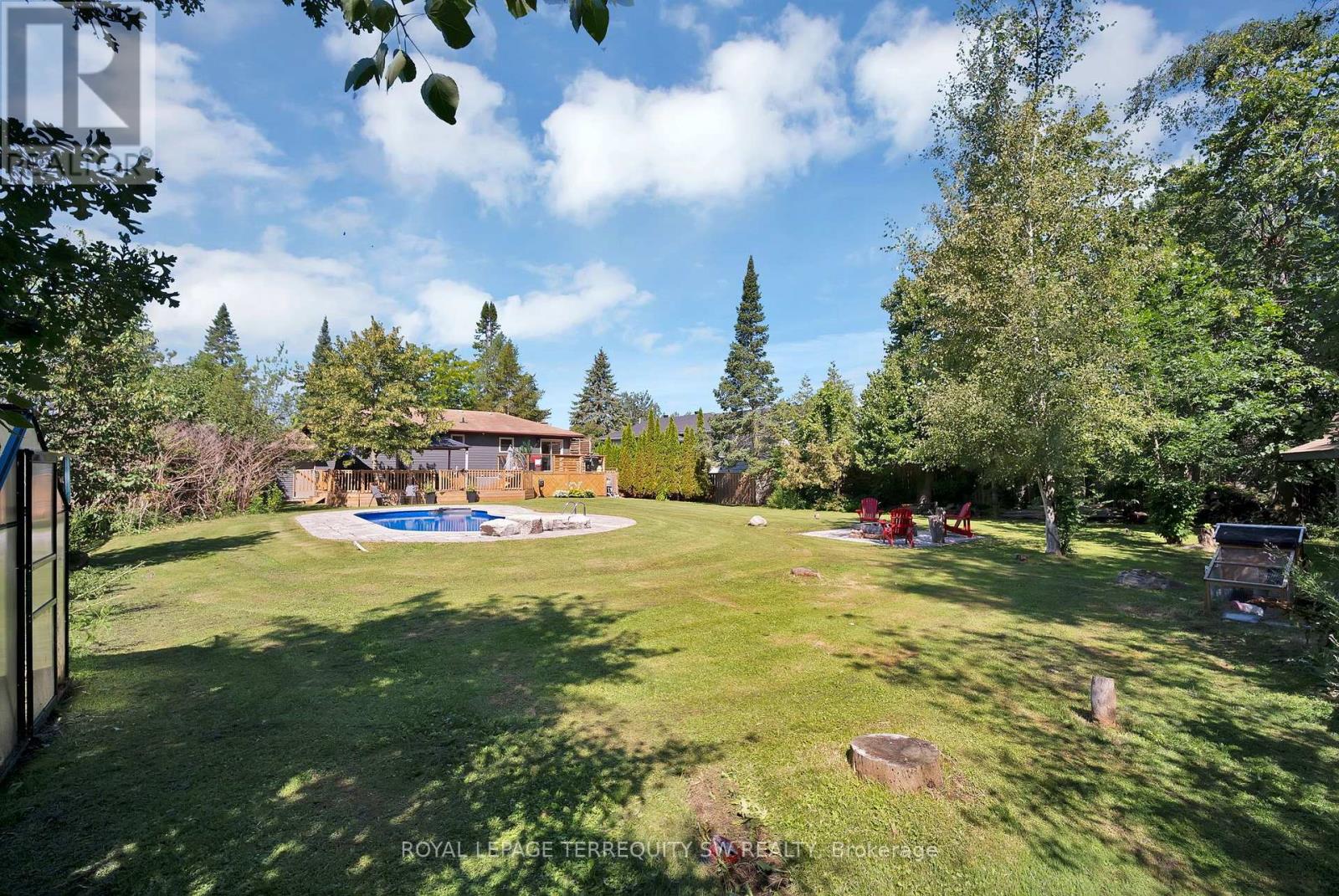 2249 Willard photo 5