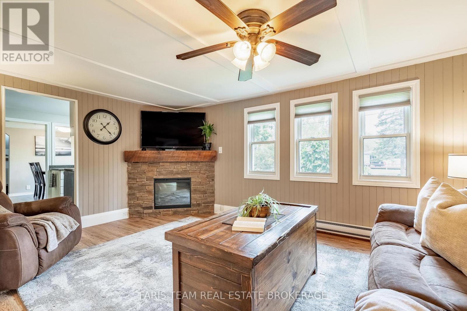 244/250 Dignard Avenue — photo 10