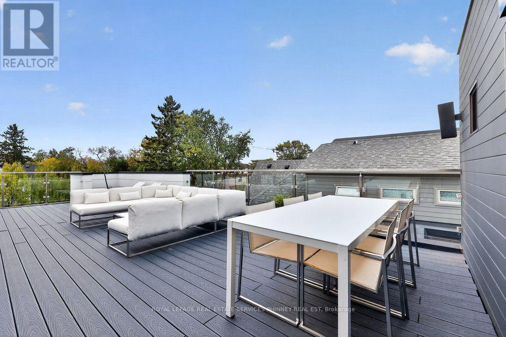 647 Montbeck Crescent — photo 37