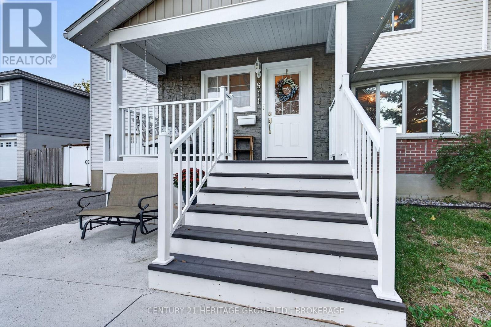 911 AUDEN PARK DRIVE, Kingston (City SouthWest) — photo 2