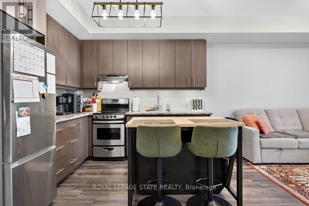 10 Esplanade Lane — photo 14