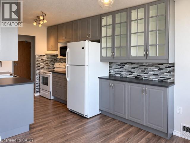 200 JAMIESON Parkway Unit# 615 — photo 3